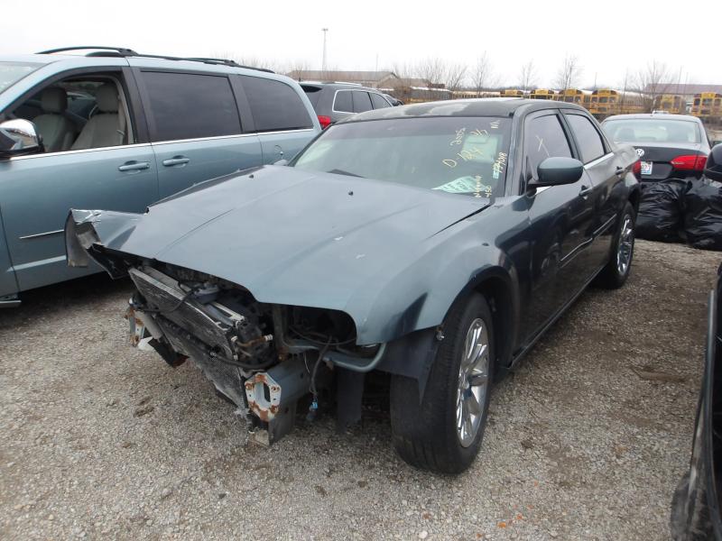 D124-2005 CHRYSLER 300 **MECHANICS SPECIAL** SEIZED BY THE ILLINOIS STATE POLICE