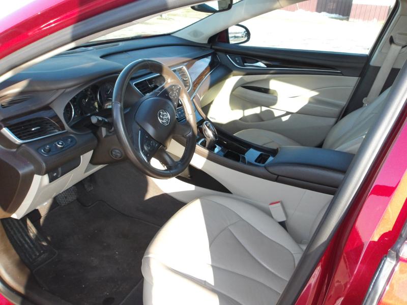 D1 - 2019 Buick LaCrosse Essence