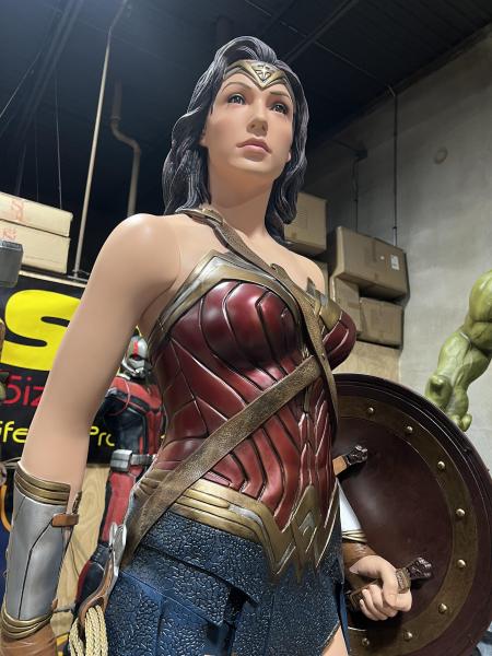 Life Size Justice League Wonderwoman
