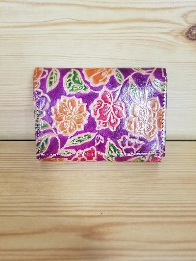 Genuine Leather Tirifold Wallet.