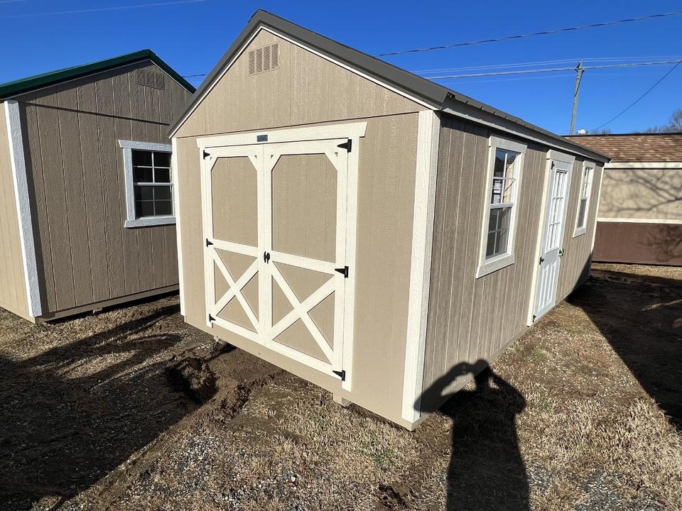 10x20 Utility