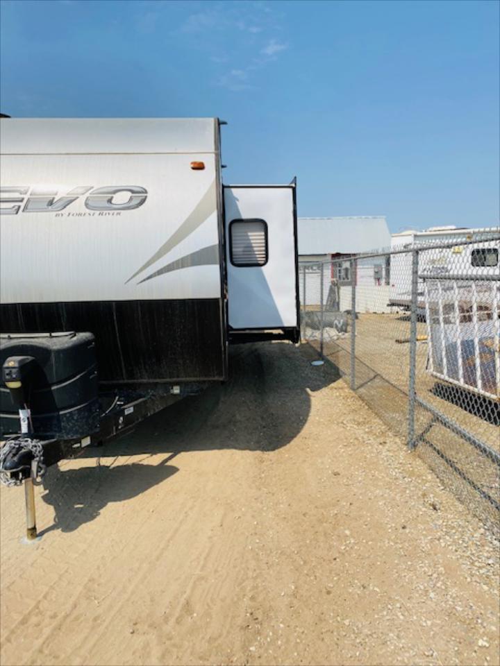 Used 2019 Forest River Travel Trailer RV Evoo Series T-2700 Bunk House