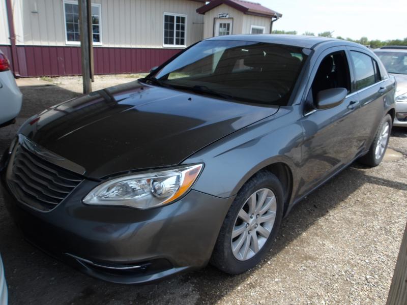 A24 - 2012 Chrysler 200 Touring