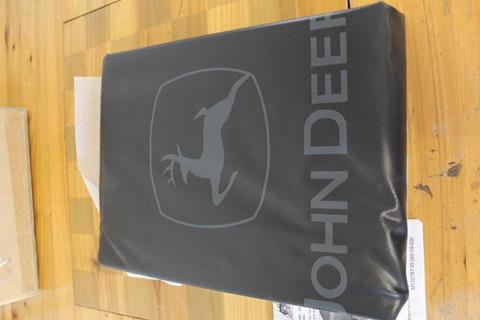 1900 John Deere Tonneau Cover - Isanti, MN
