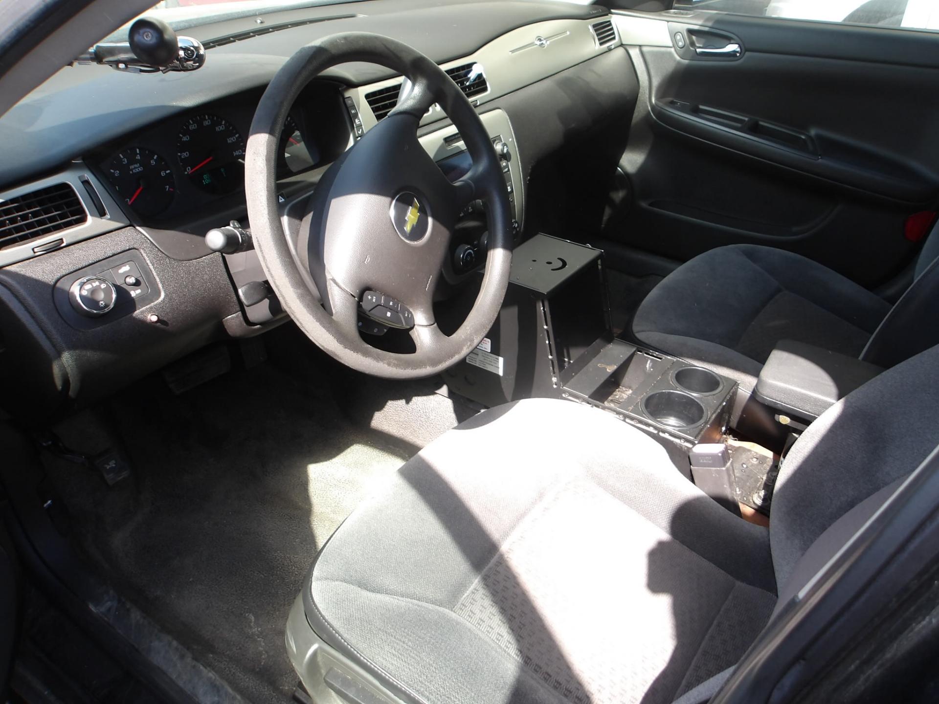 D77- 2013 CHEVROLET IMPALA POLICE