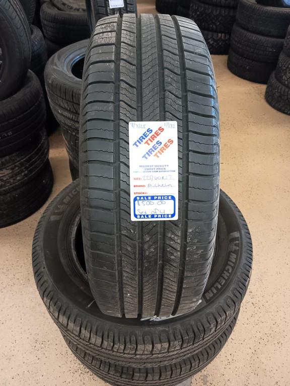 225/60R17 Michelin Defender 2 Tires Set of 4