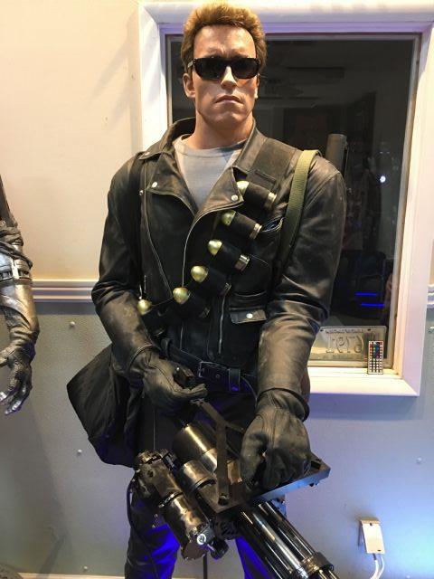 Life Size Terminator Arnold with Working Mini Gun