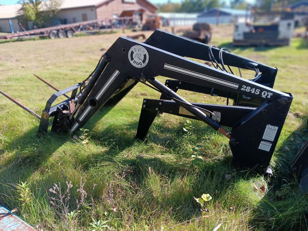 Bush Hog 2845 QT International Tractor Loader - Item # 52