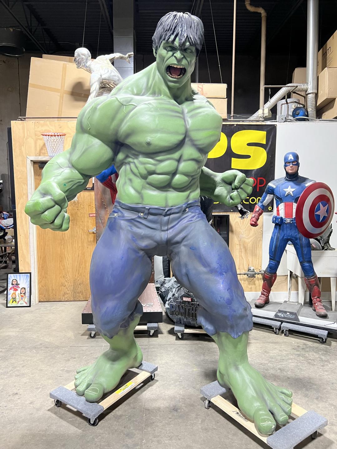 Life Size 2008 Movie Incredible Hulk Theater Display