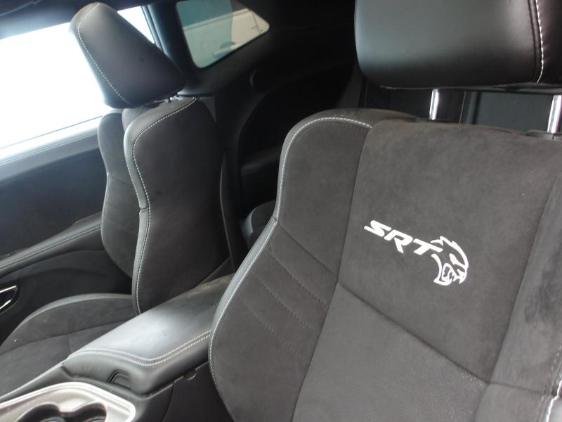 D1 - 2015 Dodge Challenger SXT