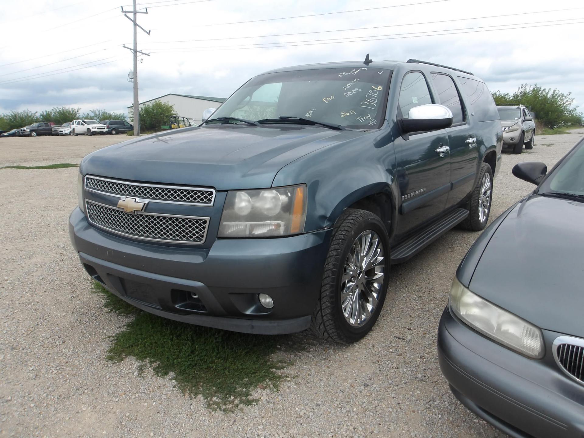 D10-CHEVROLET SUBURBAN 1500