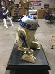 Star Wars SideShow Version 1 R2D2 with Base