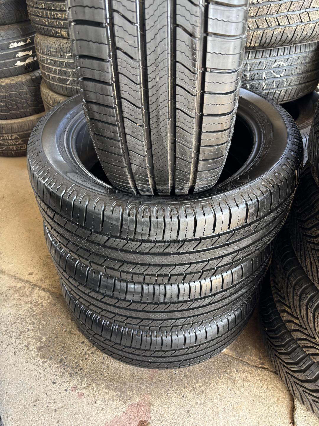 235/55r20 Michelin Defender 2