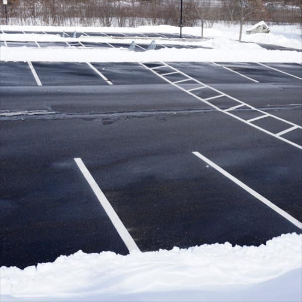 Sidewalk, Driveway, And Lot Ice Control