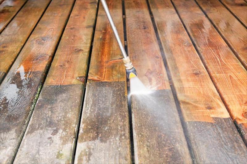 Pressure Washing/Staining/Weather Protect