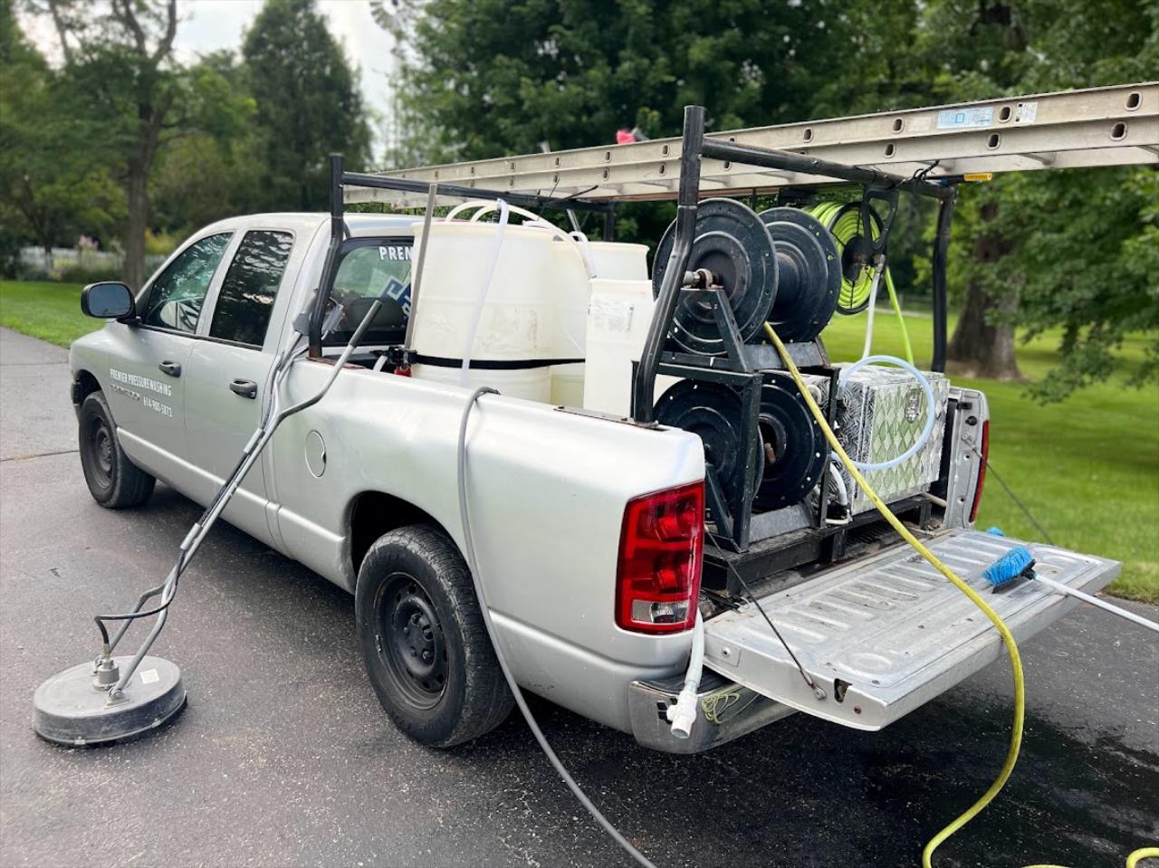 Welcome to Premier Pressure Washing &amp; Property Maintenance &ndash; your trusted source for quality pressure and power washing services in Springfield, Dayton, and Columbus Ohio areas&nbsp;