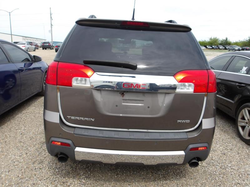 D14 - 2010 GMC Terrain SLT-2