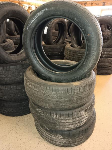 235/55R19 Kumho Crugen HP71 Tires Set of 4