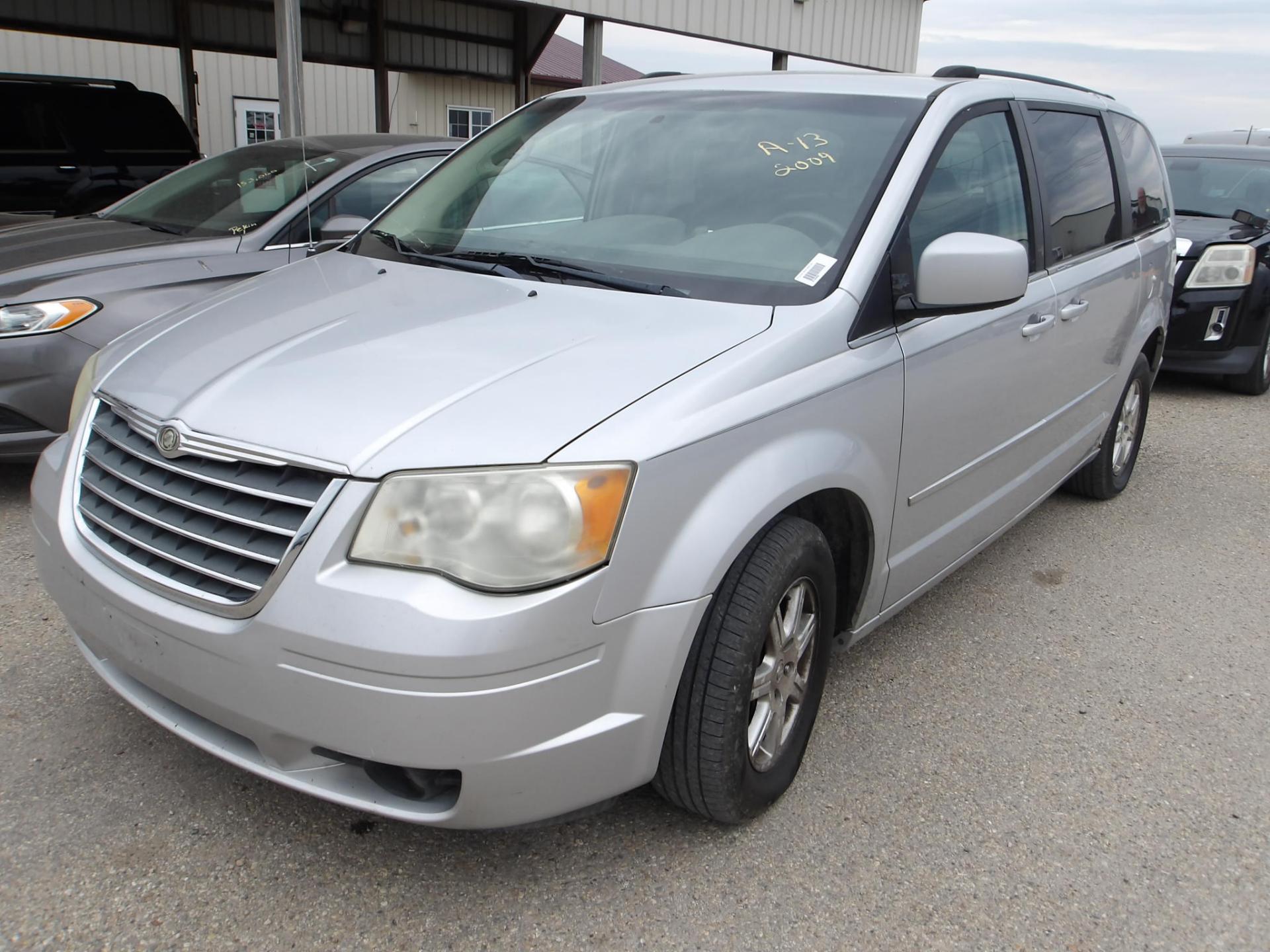 A13 - 2009 Chrysler Town & Country