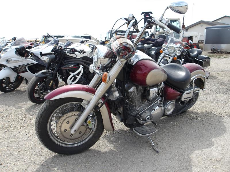 D92- 2002 YAMAHA XV1600