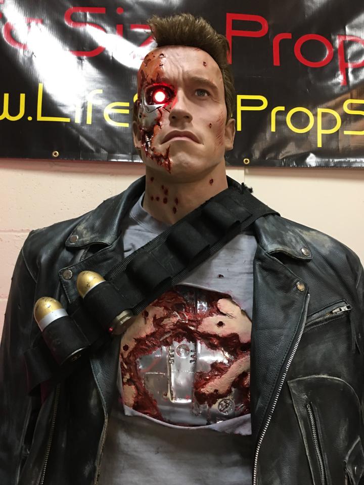 T2 Terminator Battle Damaged Arnold Schwarzenegger