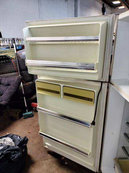 Working refrigerator