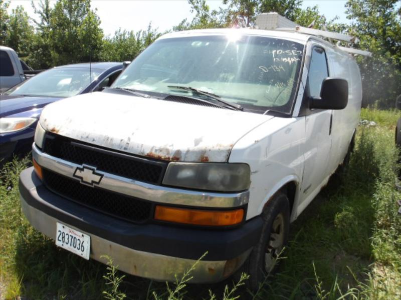 D134 - 2003 Chevrolet Express 2500 *** Mechanics Special ***