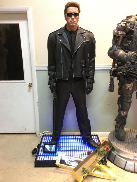 Life Size Terminator Arnold Schwarzenegger