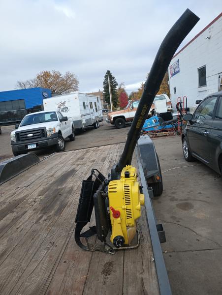 John Deere Gas Powered Backpack Blower