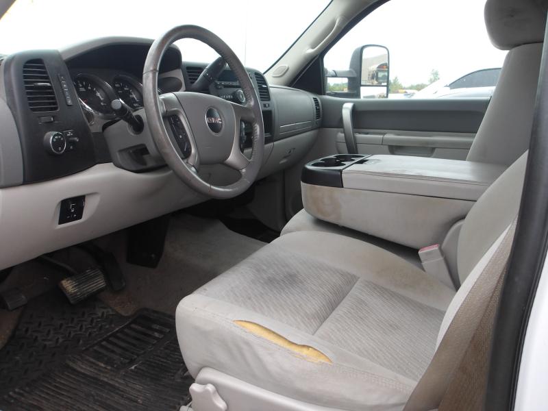 D35 - 2012 GMC Sierra 2500 HD SLE