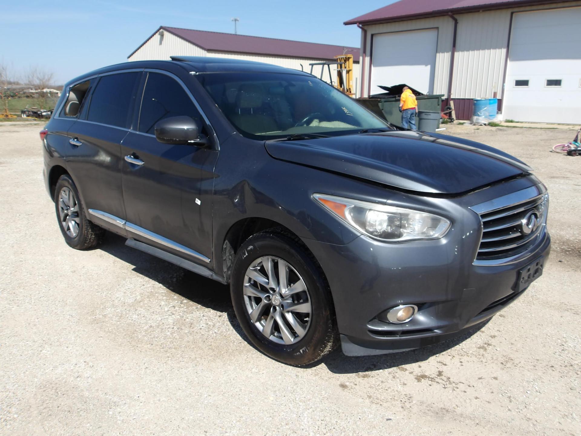 C1 - 2013 Infiniti JX35 REPO