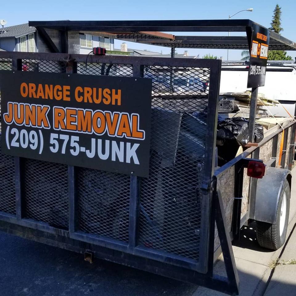 Commercial junk removal