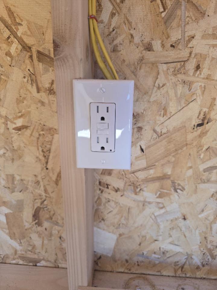 REPO 12X12 w/ELECTRICAL - SAVE $1,298 - $263 DOWN & $187/Mo OR $4,821 - NO CREDIT CHECK RTO - DELIVERY & BLOCKS INCLUDED (50-MILES)