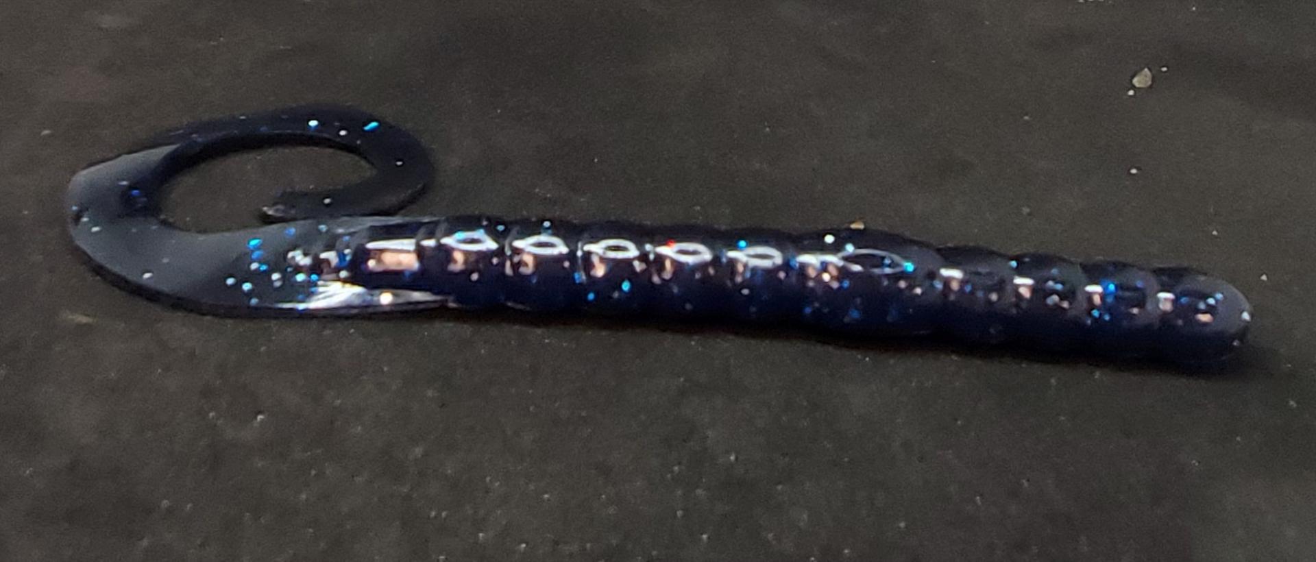 7.5" T Worm