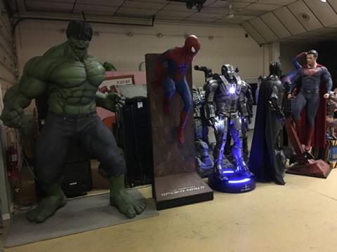 Life Size Marvel Avengers Ironman War Machine