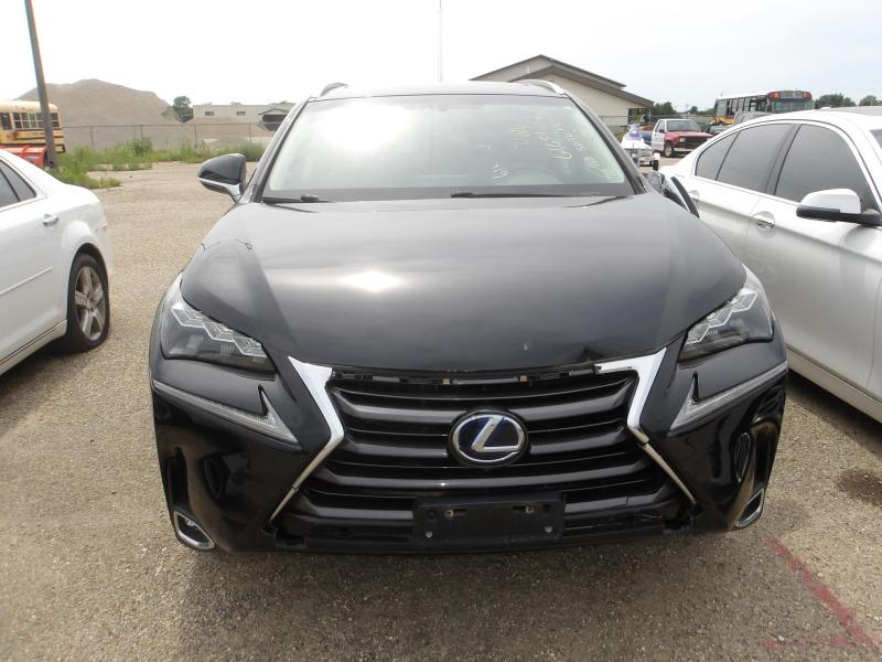 D24 - 2017 Lexus NX 300H
