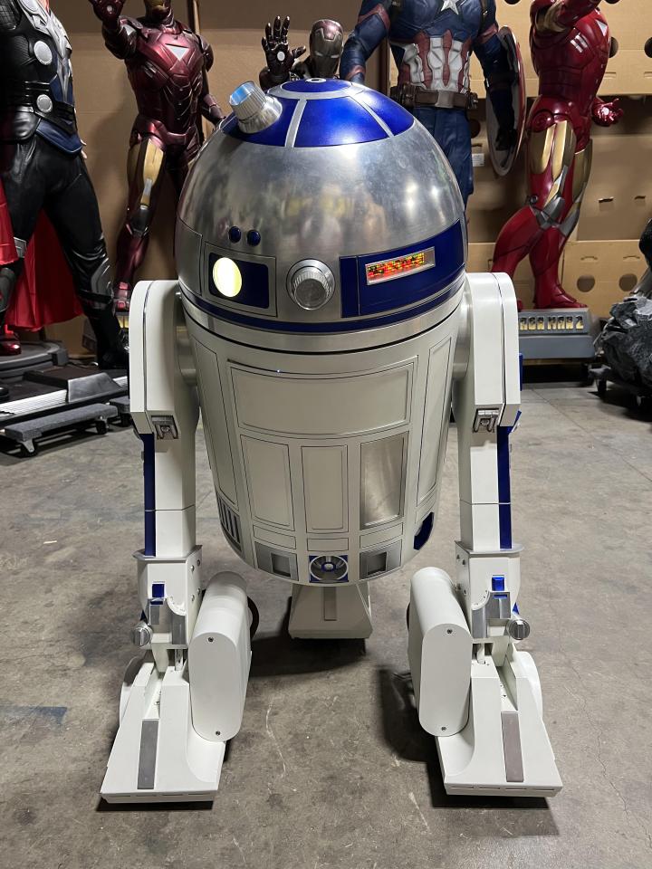 Life Size Star Wars Aluminum Remote Controlled R2D2