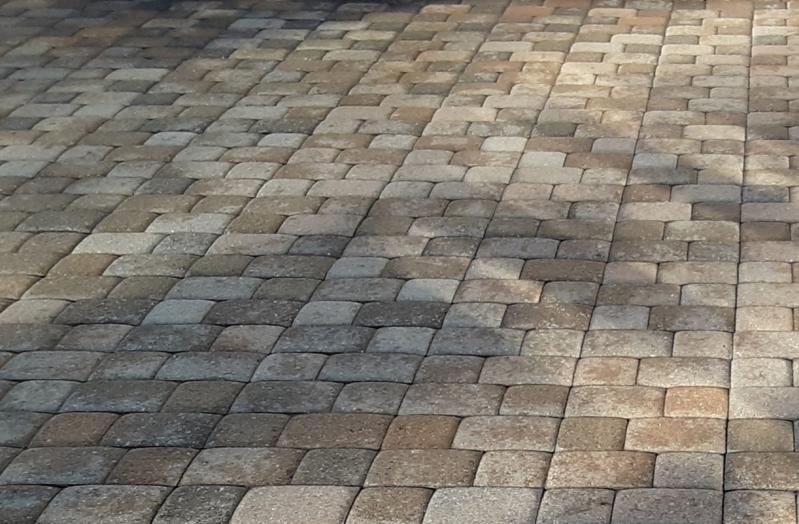 Paver Cleaning &amp; Sealing