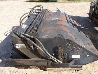 Bobcat Skid steer sweeper 5 ft - Lot # H1082