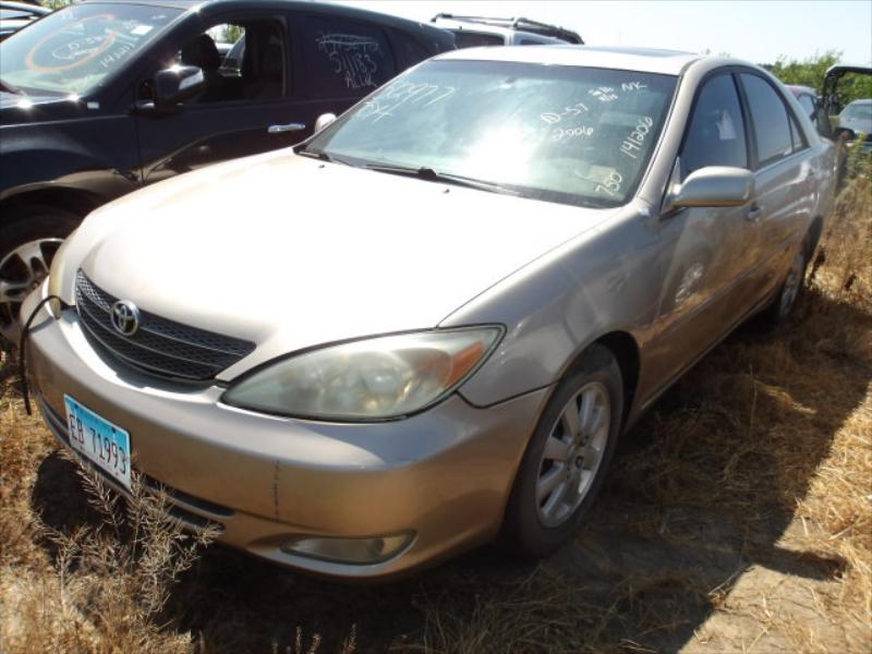 D57 - 2004 Toyota Camry *** Mechanics Special ***