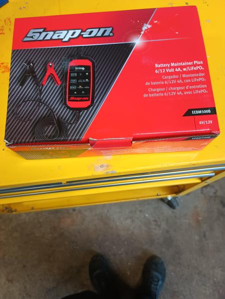Snap On Battery Maintainer New In Box