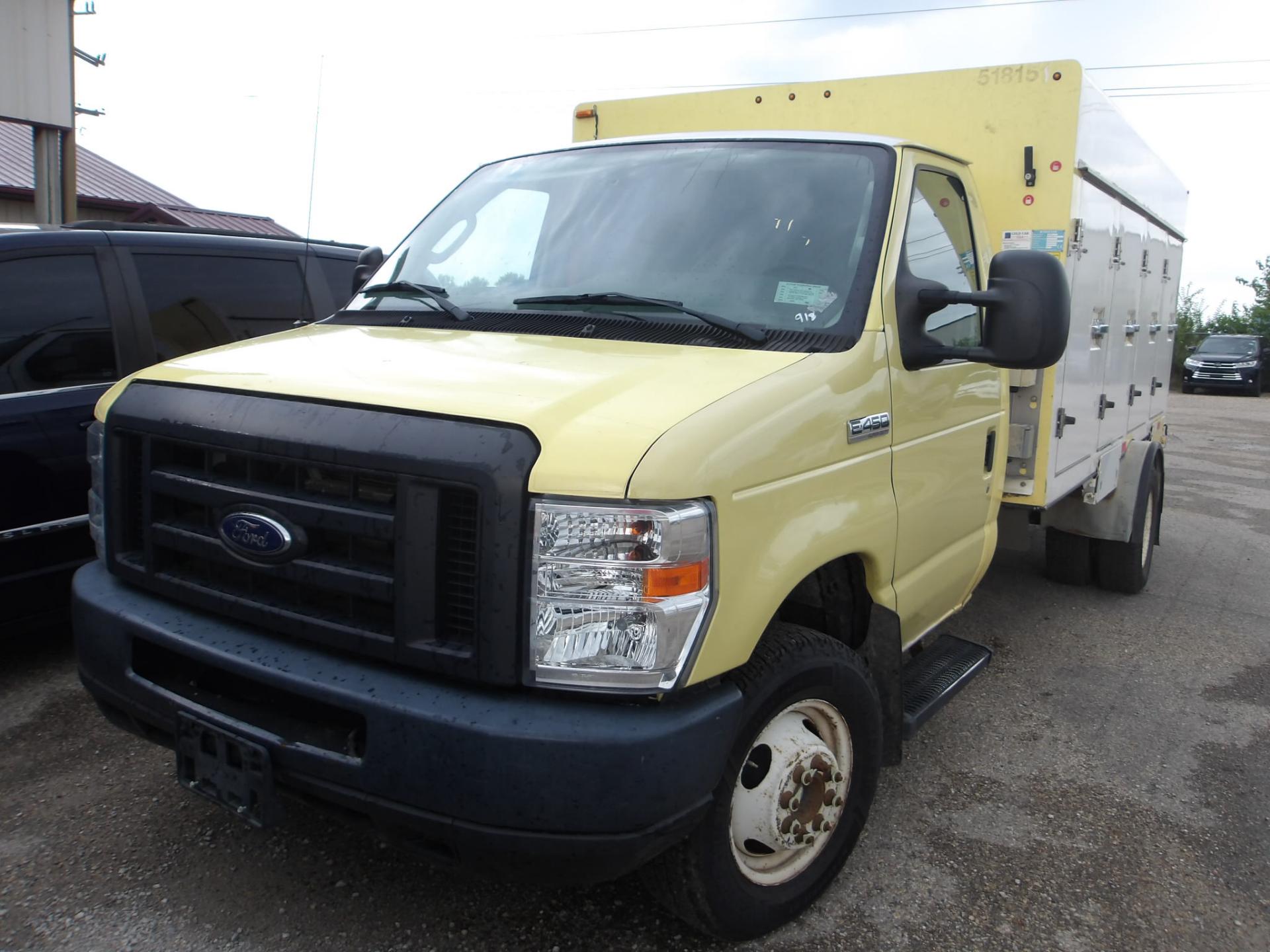 T28 - 2011 Ford E450
