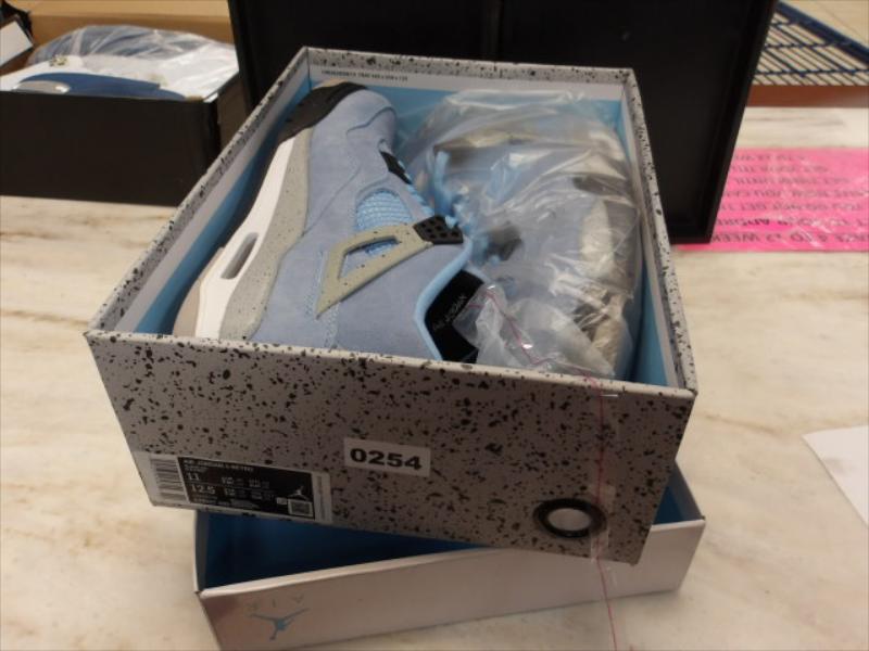 254 - Air Jordan sz 11