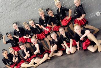 Petite Elite

6 -9 Year Old Competition Dance Team