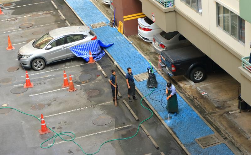 Parking Lot Cleaning &amp; Oil Stain Removal