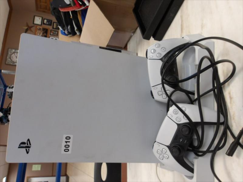 10 - Illinois State Police Personal Property