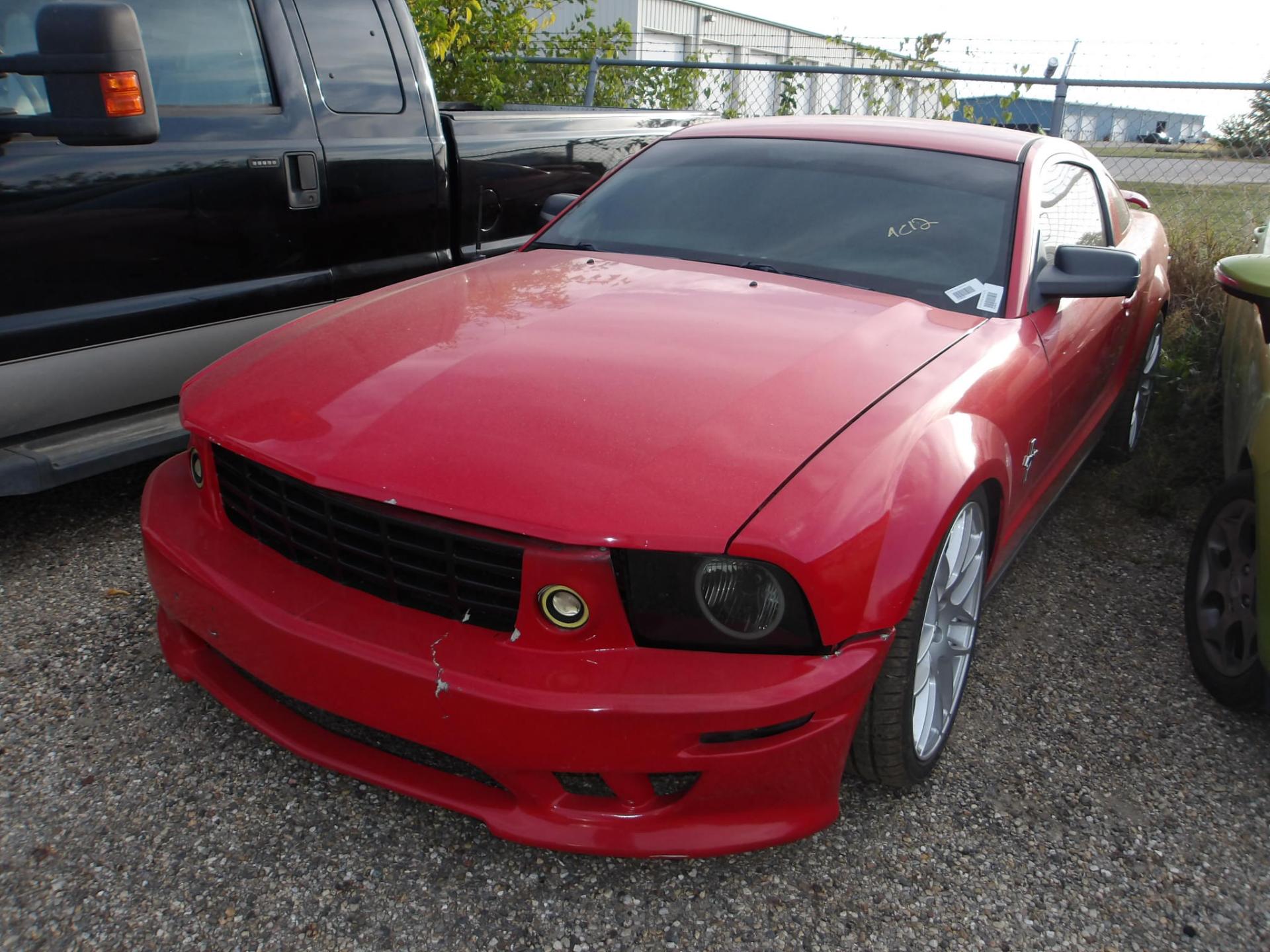 AC12 - 2006 Ford Mustang