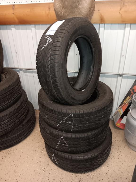 P205/65R15 Dunlop Signature Tires Set of 4 All 4 have Patches
