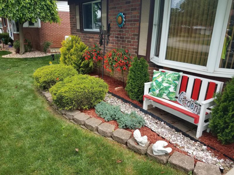 Brick Style Edging is Great for Retaining Materials and Plants