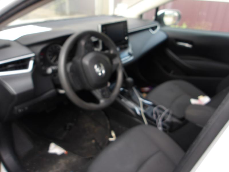 D8 - 2021 Toyota Corolla LE